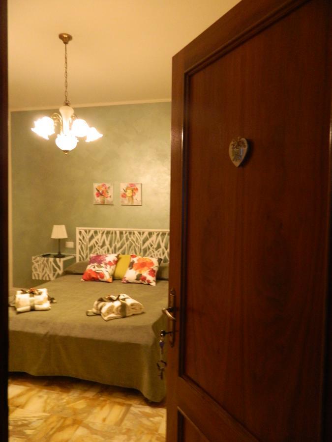Affittacamere Casa Mac & Rose San Quirico d'Orcia Bagian luar foto
